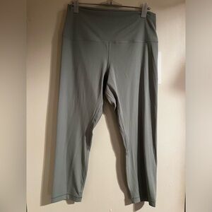NWT Size 12 Lululemon Align Legging 23” PLMC